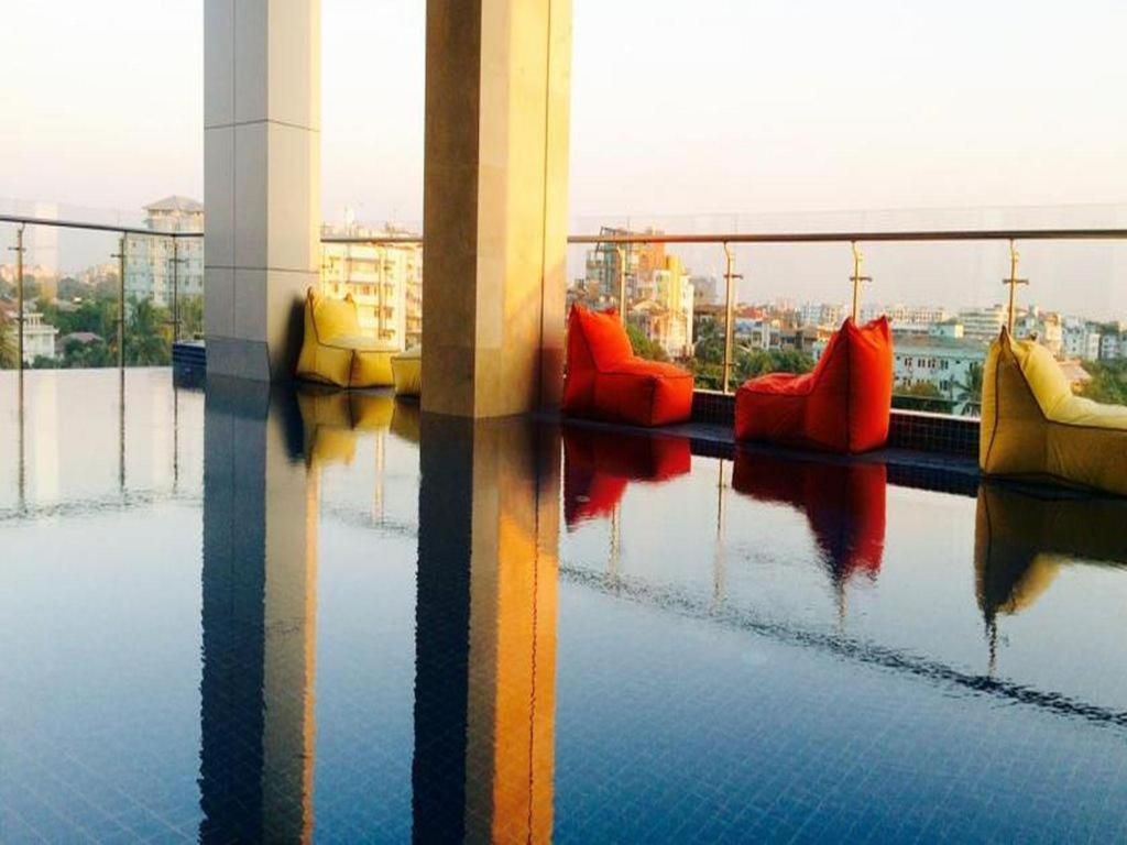 Jasmine Palace Yangon Exterior photo
