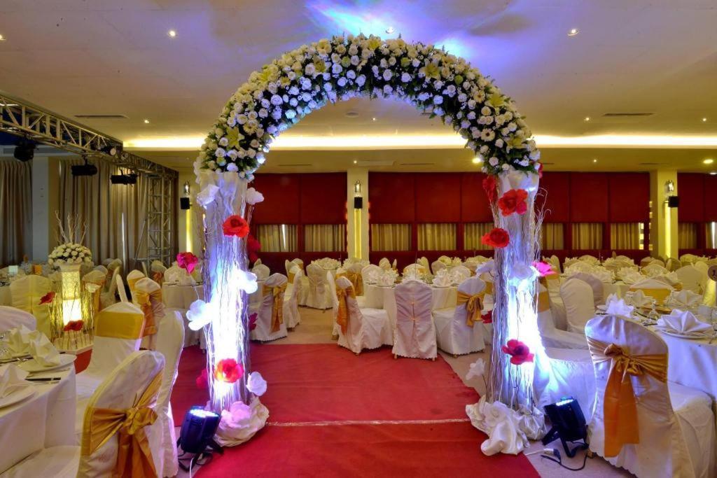 Jasmine Palace Yangon Exterior photo
